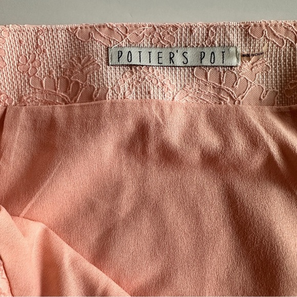 Potters Pink Lace Crochet Mini Skirt - Y2K Inspired, M - Picture 11 of 16